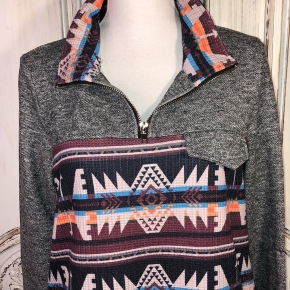 Fashion Express Pullover 1/4 Zip Tribal Graphic Long Sleeve Sweat Shirt Size M - Picture 4 of 12